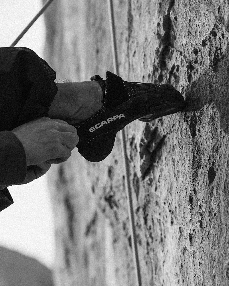 Detail of SCARPA's BLACKBIRD carbon-enhanced 3D molded PEBAX midsole