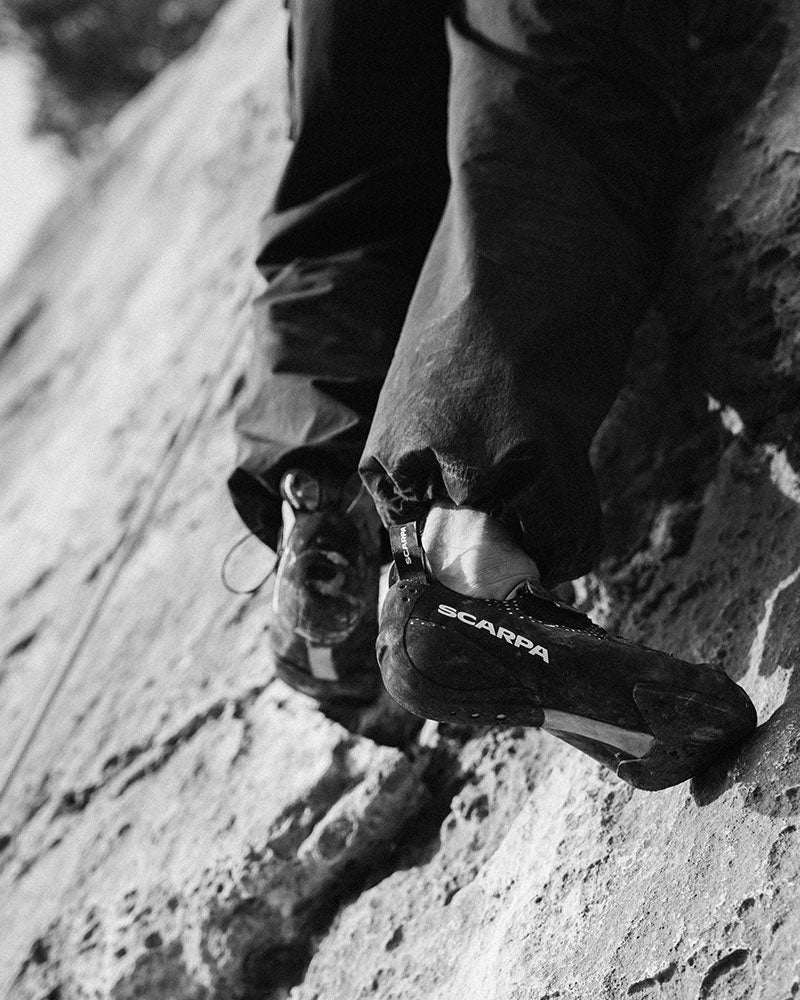 SCARPA Blackbird climbing shoe with integrated heel catch