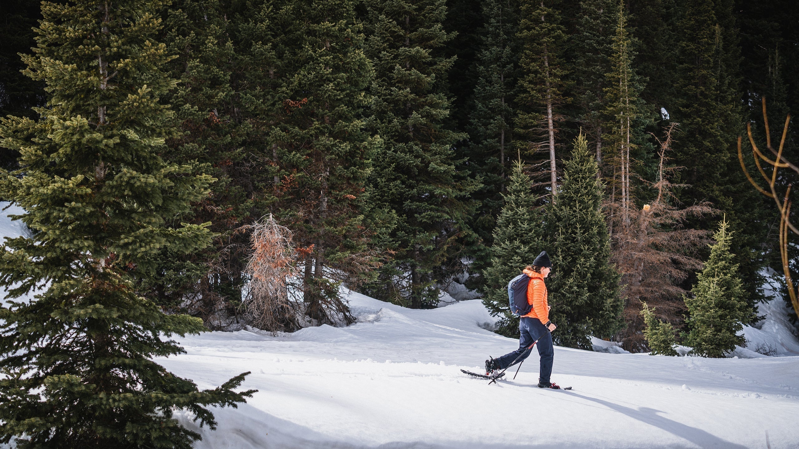Snowshoeing in Norway with SCARPA Moraine Polar boots, surrounded by snowy landscapes.
