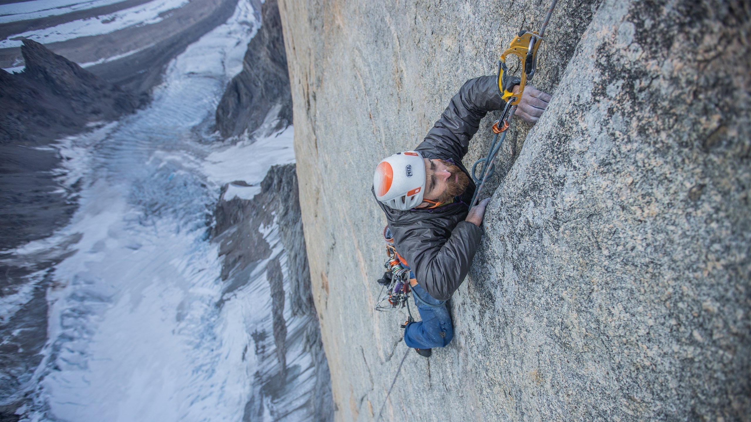 Sean Villanueva wearing the Scarpa Instinct VS climbing shoes while climbing Mirror Wall.
