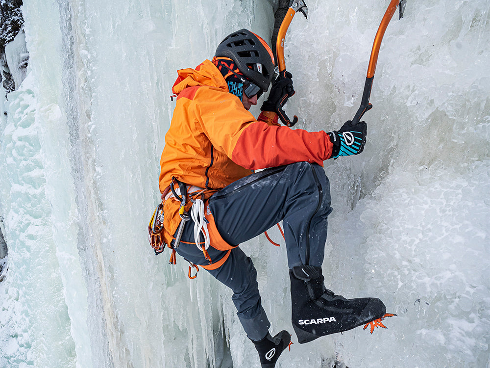 Matthias Scherer climbing with Ribelle Ice