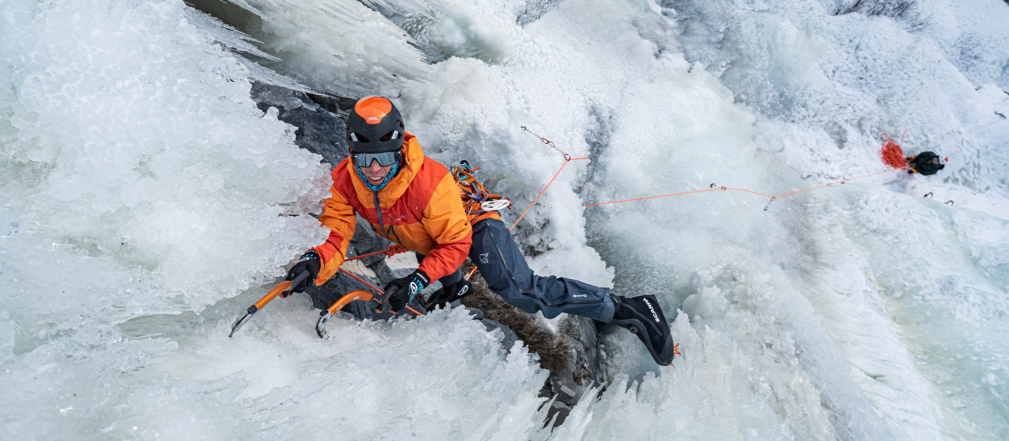 Matthias Scherer climbing with Ribelle Ice