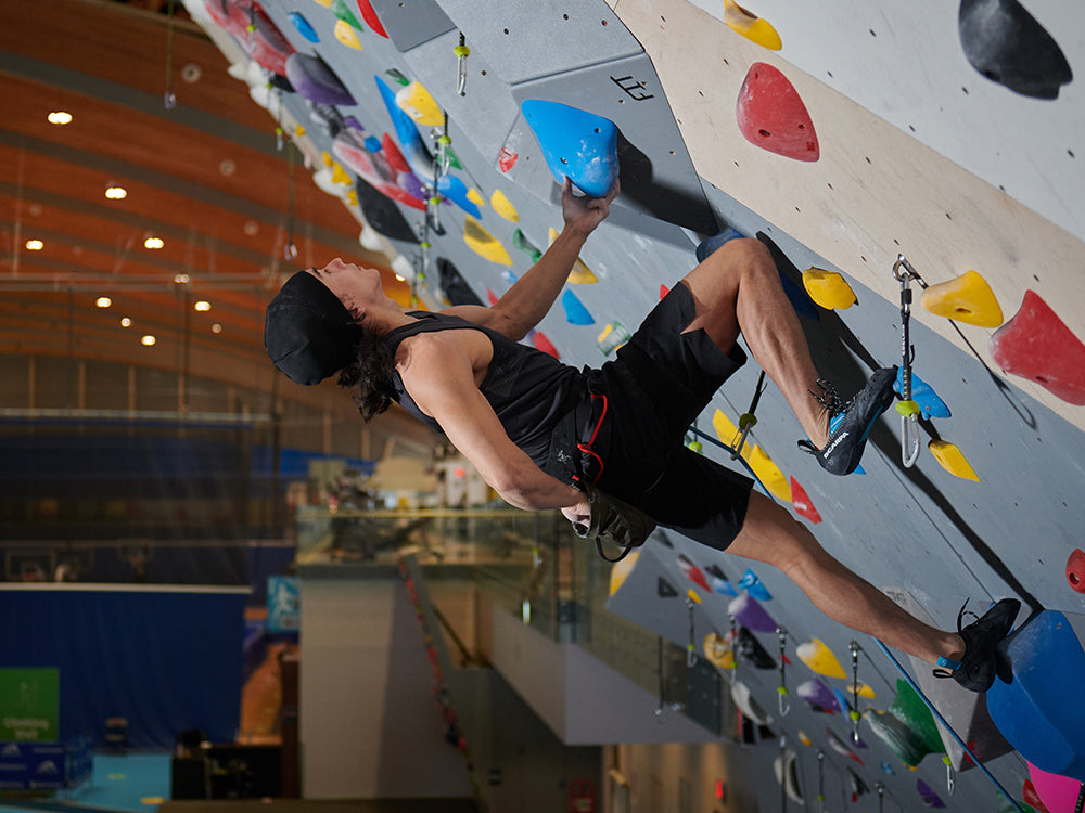 Sean McColl training with Chimera shoes