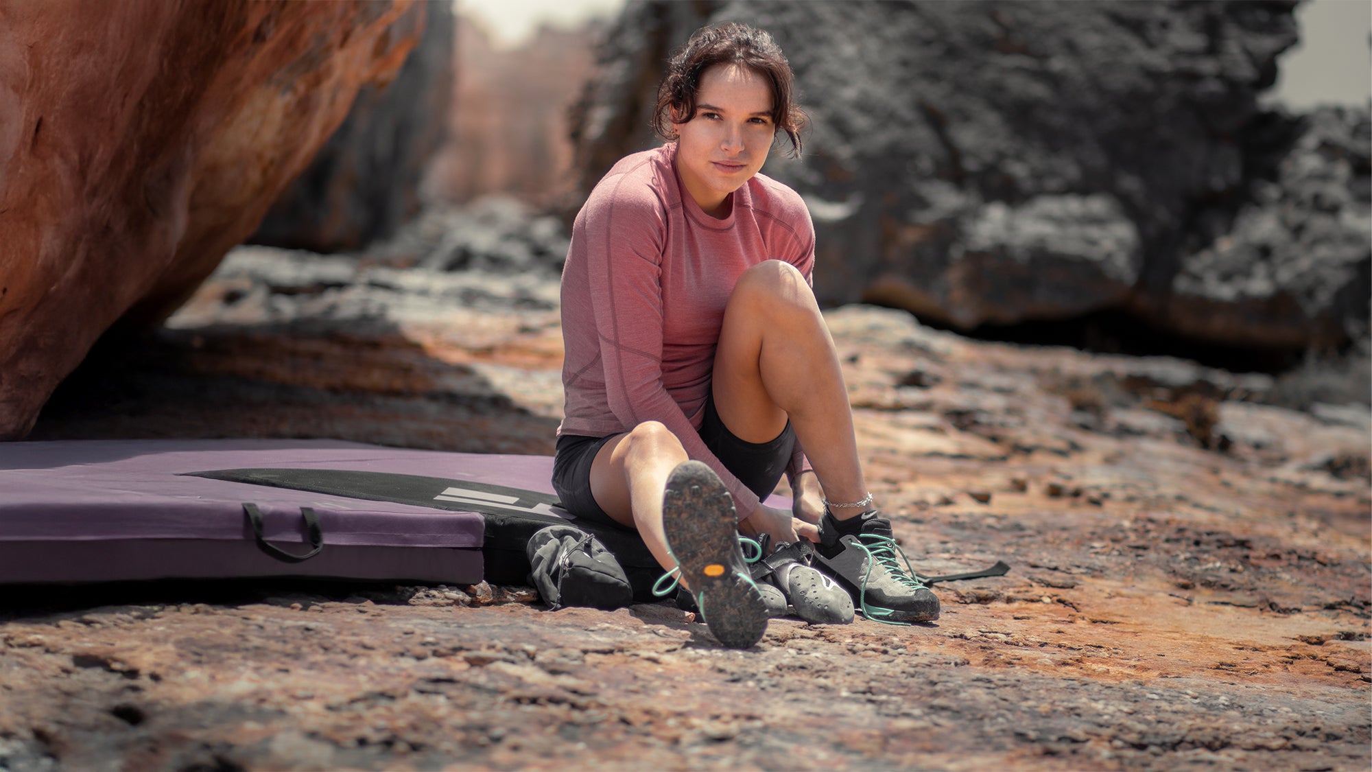 Oriane berton on crash pad with drago LV